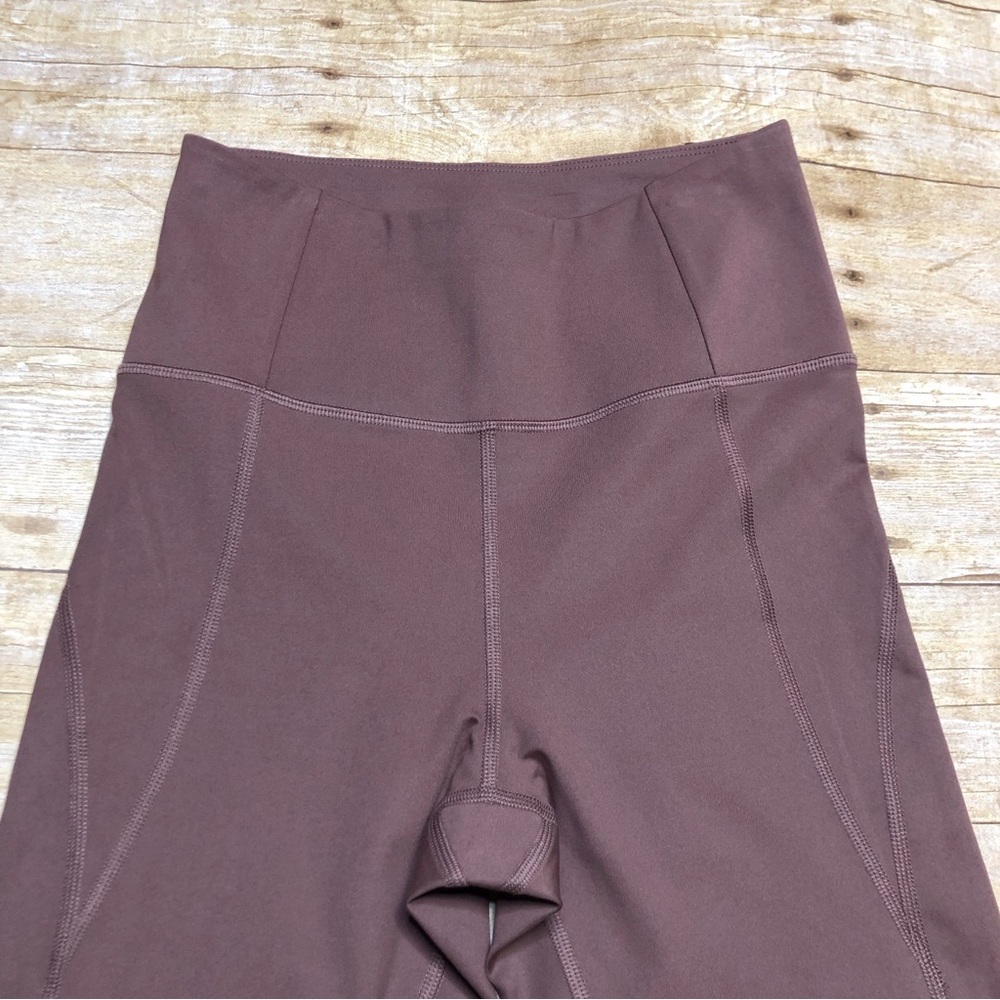 Girlfriend Collective Cocoa Compressive High Rise Leggings - Picture 3 of 7